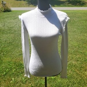 NWOT Women's Hooked Up sweater shirt